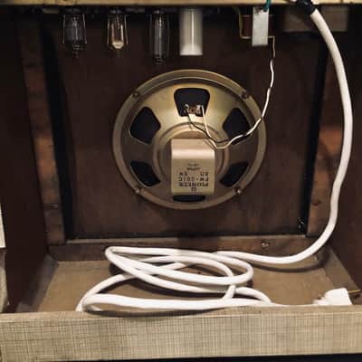 1960s Tempo by Univox 5w 1x8 Tube Combo Amplifier Japan image 4