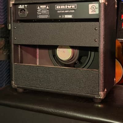 Drive CD200 20-Watt Solid-State Guitar/Bass Combo Amplifier - Working Drive/Headphone Input image 9