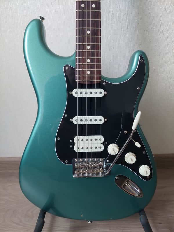 Fender American Professional Classic Stratocaster HSS 2025 - Present - Faded Sherwood Green Metallic