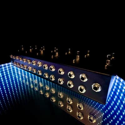 Buzz Electronics — 12 Looper — True Bypass — Purple LEDs image 2