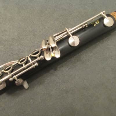 Leblanc V7214 Vito Student Model Bb Clarinet -  serviced with all pads replaced. image 11