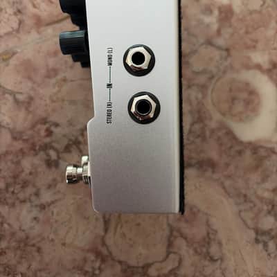 Walrus Audio Mako D1 MKII High-Fidelity Stereo Delay 2024 - Present - Silver image 2