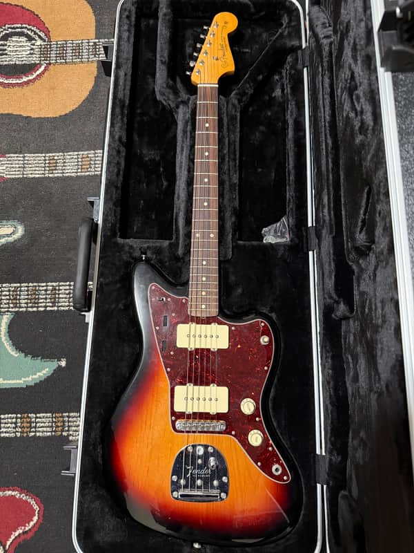 Fender Classic Player Jazzmaster Special with Rosewood Fretboard 2009 - 2017 - 3-Color Sunburst
