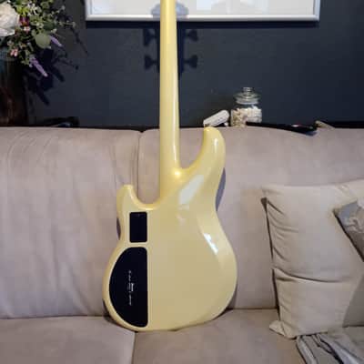 Ibanez MC924-PW Musician Bass 1982 - 1985 - Polar White image 6