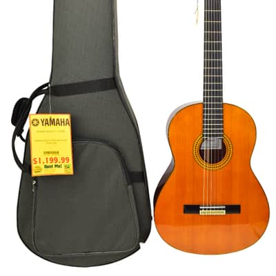 Yamaha GC22C Classical Acoustic Guitar, Natural image 1