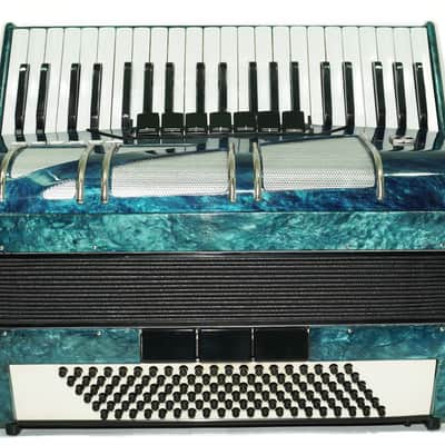 Russian Accordion Vintage Piano Accordian Voskhod 120 Bass Buttons, with New Straps, Keyboard Soviet Accordian, 2684 image 3
