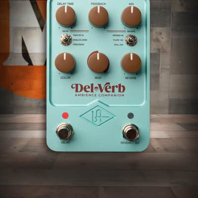 Universal Audio DEL-VERB Ambience Companion Reverb and Delay Pedal image 1
