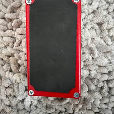MXR M102 Dyna Comp 1995 - Present - Red image 7