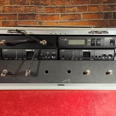 Shure Lot of Wireless Receivers & Antenna ULXS4 & 2 Each Of UC4-UA w/ Mini XLR Adapters & 6 Antenna image 1