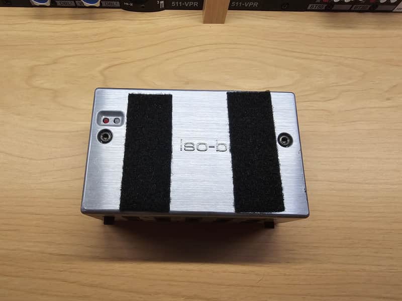 Used MXR M238 Iso Brick Effects Power Supply with 10 cables and original box image 1