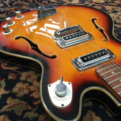 Teisco Del Rey KEP-10 T Hollow Body Electric Guitar 1960's image 2