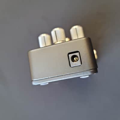 Bassist Compressor Limiting Amplifier Custom Shop 2024 Chromalux Edition image 7