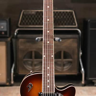 Duesenberg Starplayer TV Semi-Hollow Electric Guitar - Vintage Burst image 4