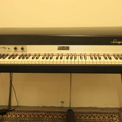 Fender *VINTAGE* Rhodes Mark I Stage 73-Key Electric Piano Black Rounded Top image 10