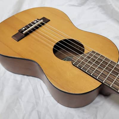 Yamaha Model GL1 Guitalele image 5