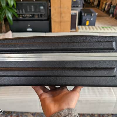 Fender Deluxe Molded TSA Bass Case - Used image 8