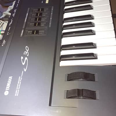 Yamaha S30 Modular Synthesis Plug-in System 1999 - Black