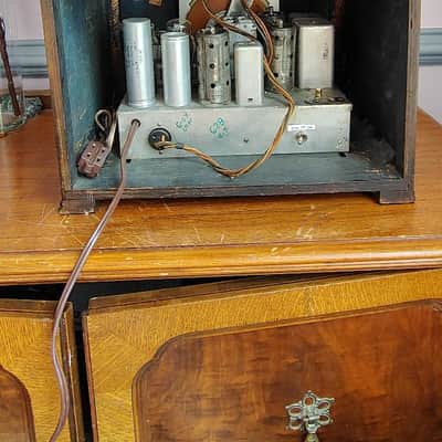 Antique Spartan 628 tube radio in excellent condition restored  - 1930's image 5