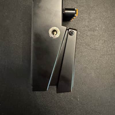 Boss HM-2W Heavy Metal Waza Craft 2021 - Present - Black image 4