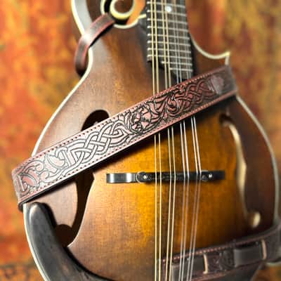 Walker And Williams M-20-RD Mahogany Red Leather Premium Padded Mandolin Strap With Celtic Chain Design image 5