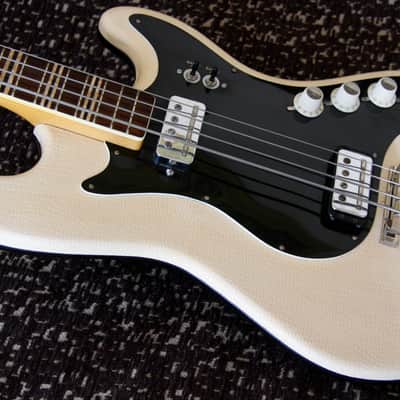 1964 Hofner 185 Solid Bass image 5