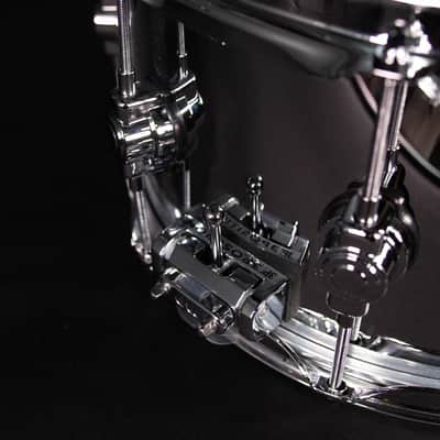 DW 14" x 6.5" Performance Series Chrome over Steel Snare Drum image 7
