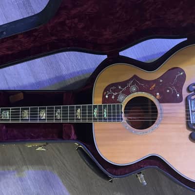 Extremely Rare Collectable Gibson SJ-300 image 3