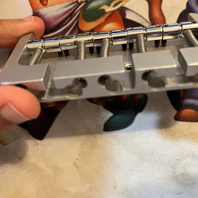 Hipshot B-Style FM3 Fender 5-String Aluminum Bridge - Satin image 2