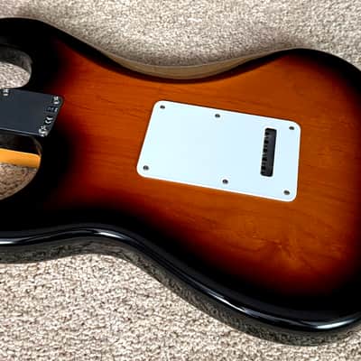 Fender Vintera '50s Stratocaster Modified with Maple Fretboard 2021 Model with 75th stamp in 2-Color Sunburst image 6
