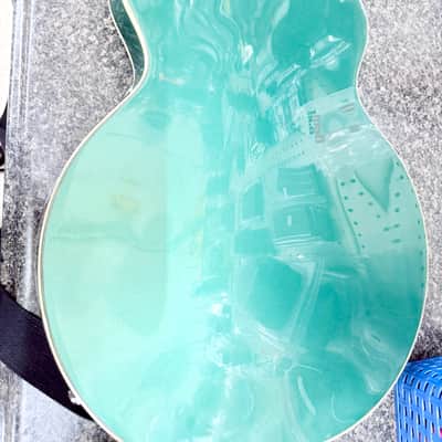 Gretsch G5622t - Green image 5