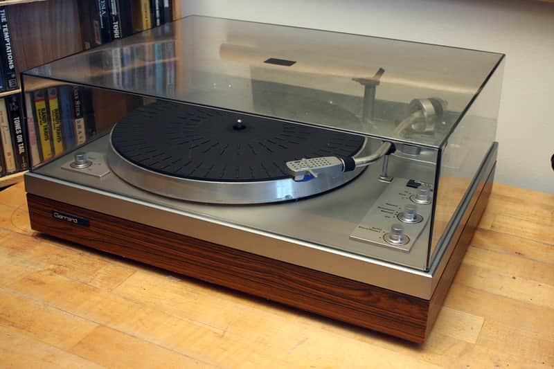 Garrard GT-25 Belt Drive Automatic Turntable image 1