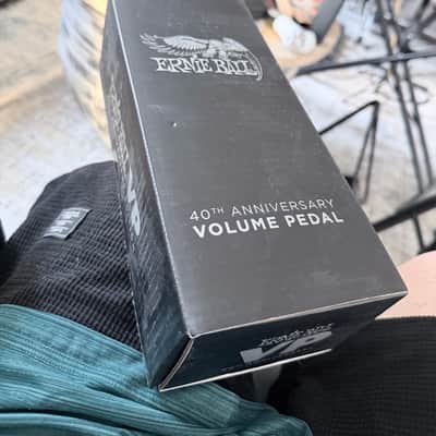 Ernie Ball P0-6110 40th Anniversary VP Volume Pedal with Kevlar Cord 2017 - Black image 2