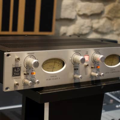 Avalon AD2044 Dual Mono / Stereo Optical Compressor image 3