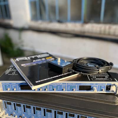 RME ADI-8 QS AD/DA Converter 2010s - Blue image 2