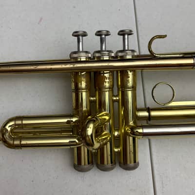 Yamaha YTR-2320 Bb Trumpet – Japan – Smooth Valves – Case & Accessories image 12