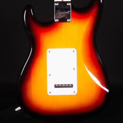 Squier Affinity Stratocaster Junior HSS, Laurel FB, 3-Color Sunburst image 3