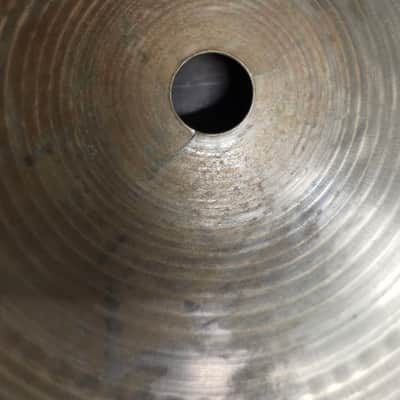 Zildjian 16" Thin Crash 1146g Tiny Bell Cracks CO Stamp 1980s image 3