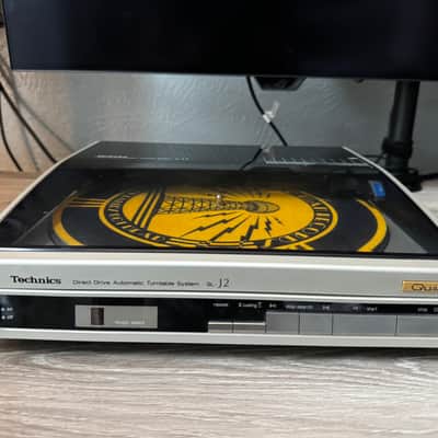 Technics SL J2 linear tracking turntable in very good condition, serviced - 1980's image 2