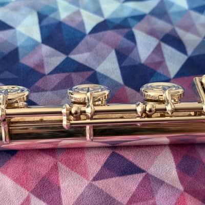 Yamaha YFL-774 Solid Silver Flute image 7