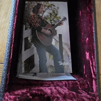 Taylor 814ce-N Acoustic/Electric Nylon String Guitar image 18