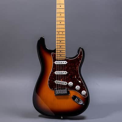 Fender American Standard Stratocaster 1995, Sunburst image 3