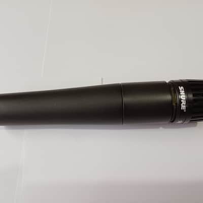 Shure SM57 Cardioid Dynamic Microphone - with zip case and mic clip image 6