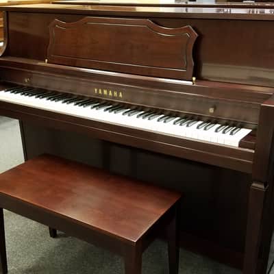 Yamaha M460 C 44.5" Gallery Collection Console Upright Piano in Dark Satin Walnut Mfg 2011 image 6