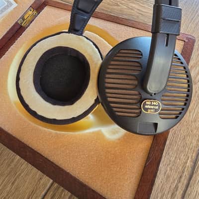 Rare Collectors Limited edition Sennheiser HD500 reference gold image 2