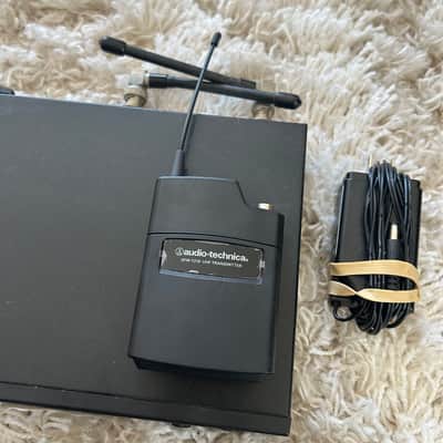 Audio-Technica ATW-R2100 Receiver & ATW-T210 Transmitter w/ Headset Microphone Complete Set image 3