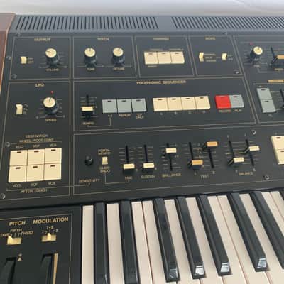 Yamaha CS-70M imagen 5