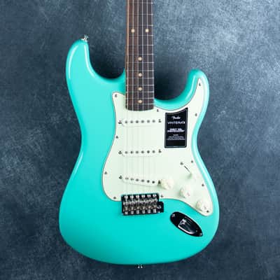 Fender Vintera III Early 60 Strat Rosewood Sea Foam Green MX26012273 image 1