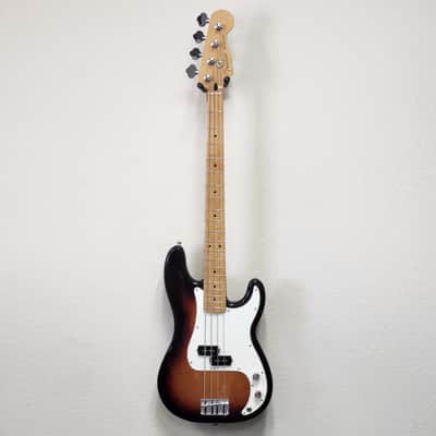Fender Player Precision Bass with Maple Fretboard 2018 - 2024 - 3-Color Sunburst image 4