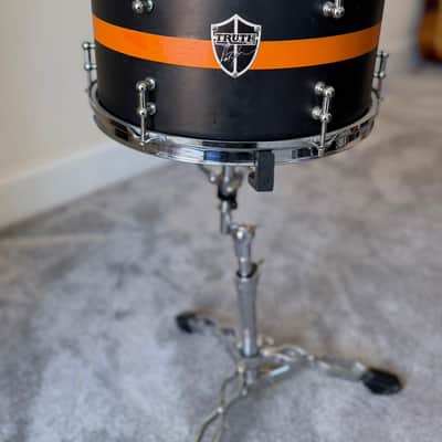 Truth Custom Drums - 24" bass drum, 13" tom, 16" floor tom, 14" snare drum image 6