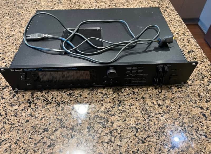 Roland jd990 with SR JV80 04 CARD image 1